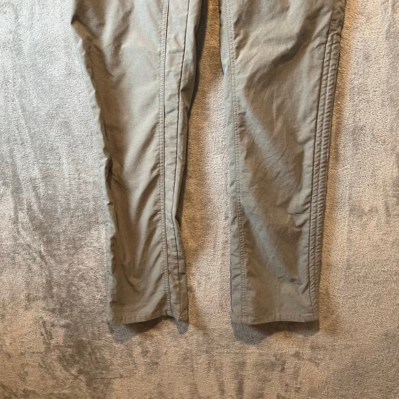 KUHL Trekr Pants Women's Size 6 Regular Green Hiking Gorpcore 31” Inseam - Picture 5 of 8